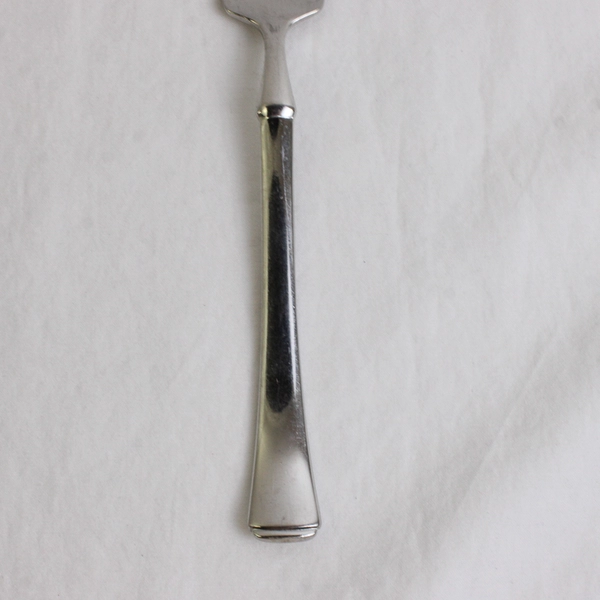 Lot of 2 Retroneu RTR22 Pattern 18/10 Stainless Dinner Forks 7.5 Inches Rare