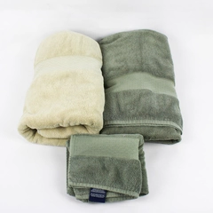 Lot 3 Chaps Home 2 Bath Towels (Green/Yellow) & 1 Green Hand Towel