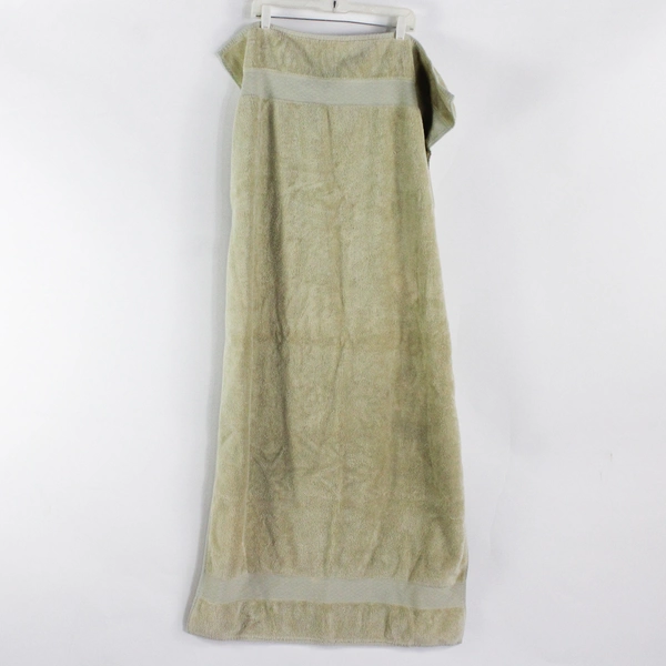 Lot 3 Chaps Home 2 Bath Towels (Green/Yellow) & 1 Green Hand Towel