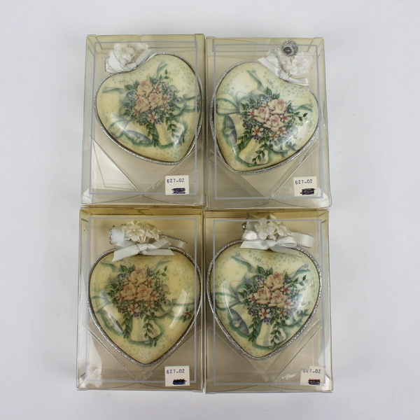 Lot of 4 Wedding Heart Ornament in Plastic Box Tomorrow-Today Artists, 4"x5.10"
