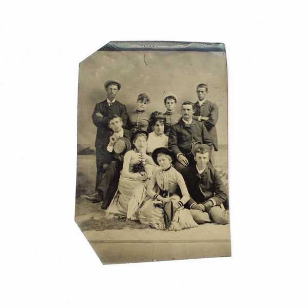 Antique Tintype Photo 19th Century Victorian Group Portrait 