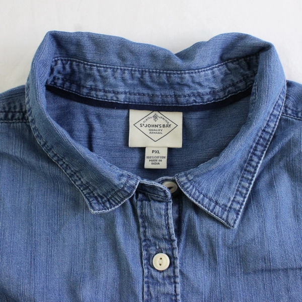 St. Johns Bay Women's PXL Denim Long Sleeve Button Up Shirt