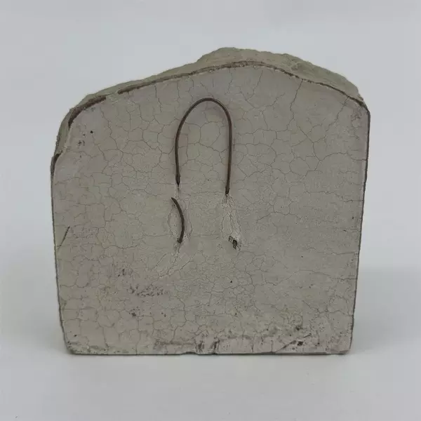 1994 Carruth Studio Honey Bee Mini Hanging Stone Plaque