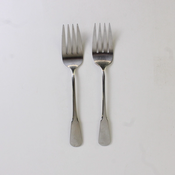 Lot Of 2 Oneida Silver Yankee Clipper (Stainless) Flatware Serving Forks 8.5"