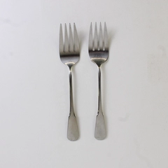 Lot Of 2 Oneida Silver Yankee Clipper (Stainless) Flatware Serving Forks 8.5"
