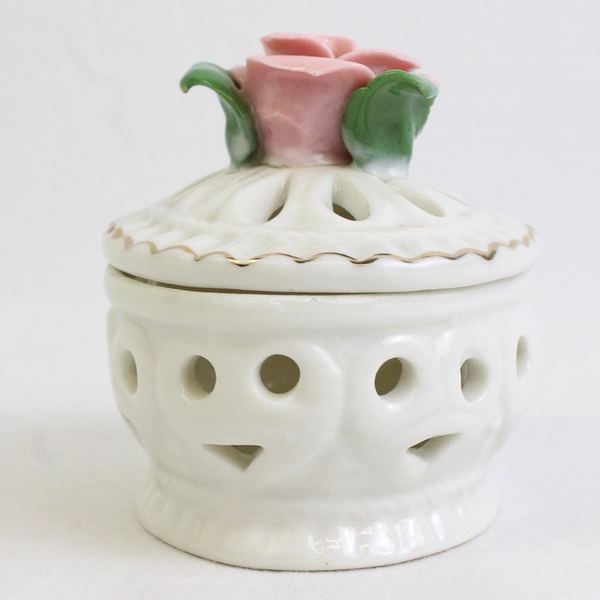 Unbranded White and Pink with a Rose Porcelain Trinket Dish/Potpourri Box