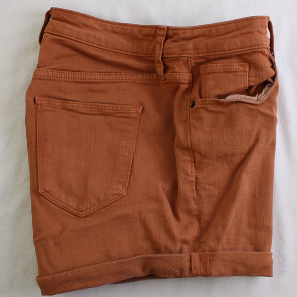 Universal Thread Women's 6/28 Orange High-Rise Midi Denim Cuffed Short