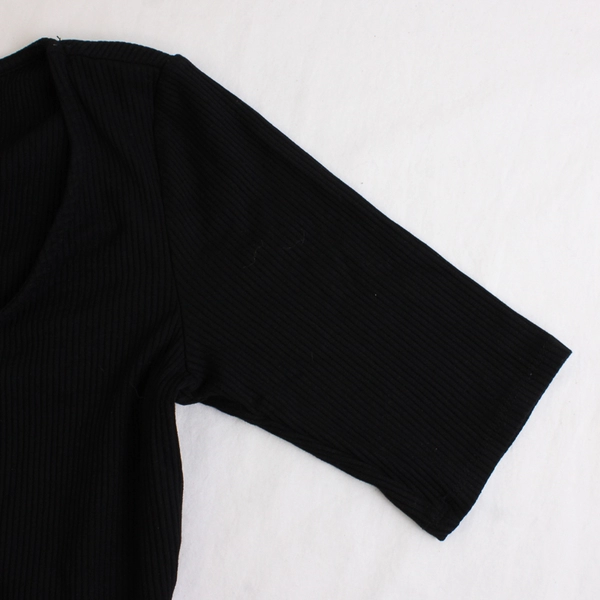 H&M Black Crop Top T-Shirt Women's Size Medium