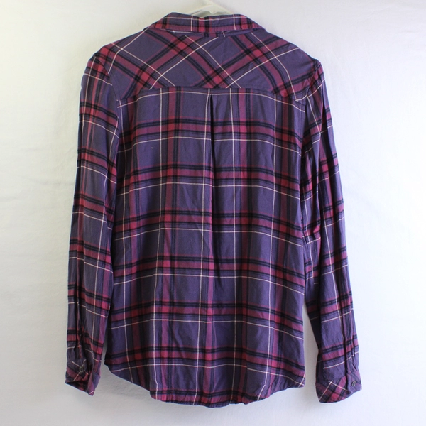 Maurices Purple and Pink Plaid Long-Sleeve Button-Up Top Women's Small