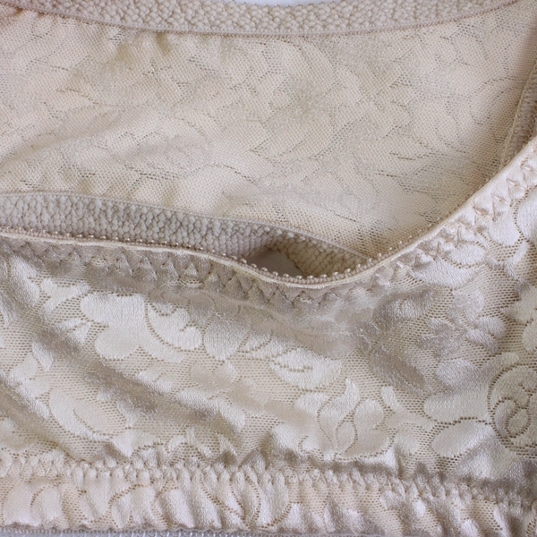 NWT Bali Classic Support Beige Nude Floral Unlined Wireless Bra Women's 36B