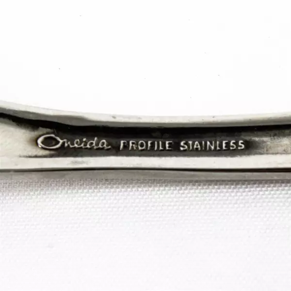 Set of 2 Oneida Galveston Stainless Steel Pierced Serving Spoons 8.25"