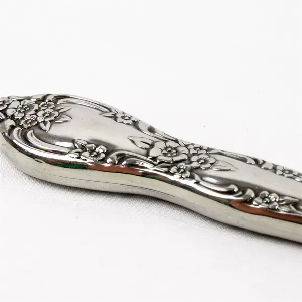 Lot of 9 Oneida Galveston Stainless Modern Hollow Handle Dinner Knives