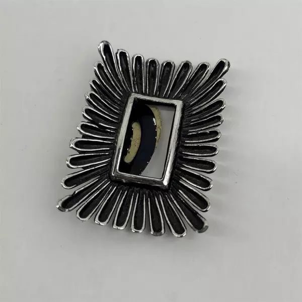 Pair of Vtg Large Silver Tone Shoe Clips With Beige Oval Fabric Centers