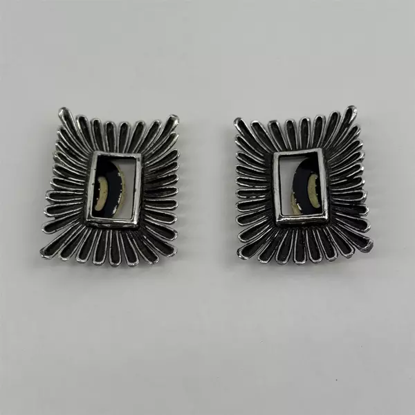 Pair of Vtg Large Silver Tone Shoe Clips With Beige Oval Fabric Centers