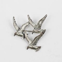 Vintage Beau Sterling Silver Flying Seagulls Brooch