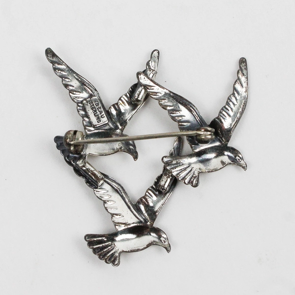 Vintage Beau Sterling Silver Flying Seagulls Brooch