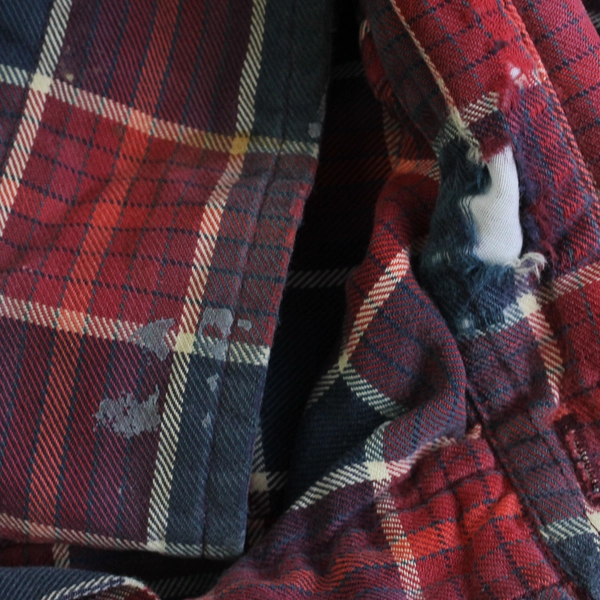 Great Plains Clothing Co. Men's XL Red and Blue Flannel Button Up Shirt