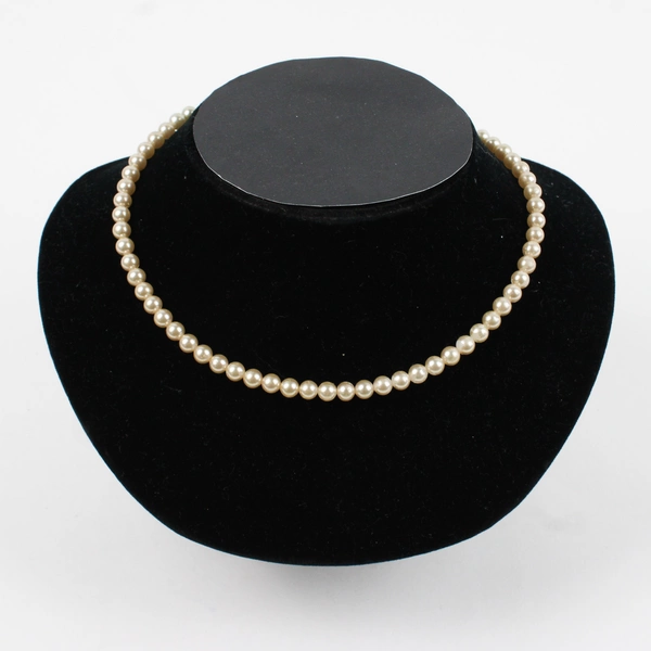 Vintage Faux Pearl Gold Toned Leaf Motif Choker