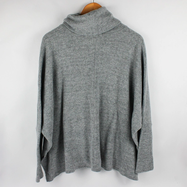 Cherish Women's M/L Gray Turtleneck Dolman Oversized Knit Sweater