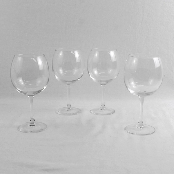 Lot Of 4 Matching The Cellar Basics Vidrio Wine Glasses Clear Glass 6.75" Tall