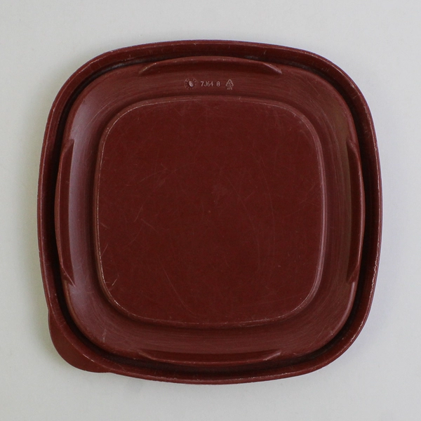 Rubbermaid Replacement Red Food Container Lid 7J64-8