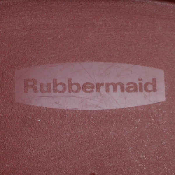 Rubbermaid Replacement Red Food Container Lid 7J64-8