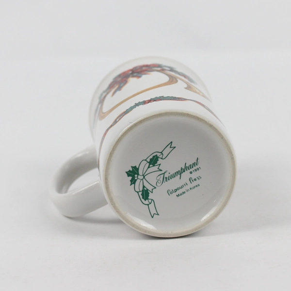Triumphant Potpourri Press 1991 Christina Holly & Horn Christmas Mug 4.25" Tall