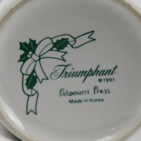 Triumphant Potpourri Press 1991 Christina Holly & Horn Christmas Mug 4.25" Tall