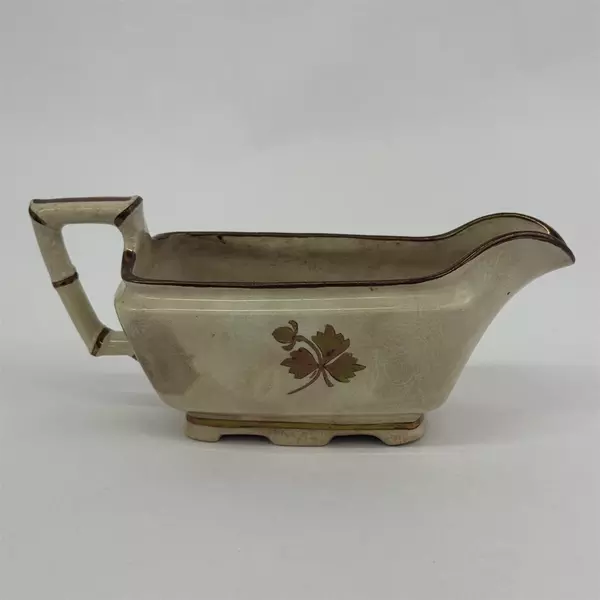 Antique Alfred Meakin England 1890s Royal Ironstone China Gravy Boat Tea leaf