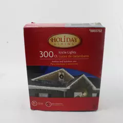 Holiday Living 300-Count Icicle Lights Clear Bulbs White Wire 22' Indoor/Outdoor