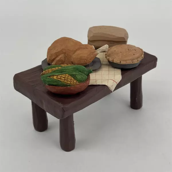 5 Piece Midwest Cannon Falls Eddie Walker Thanksgiving Table and Feast Set