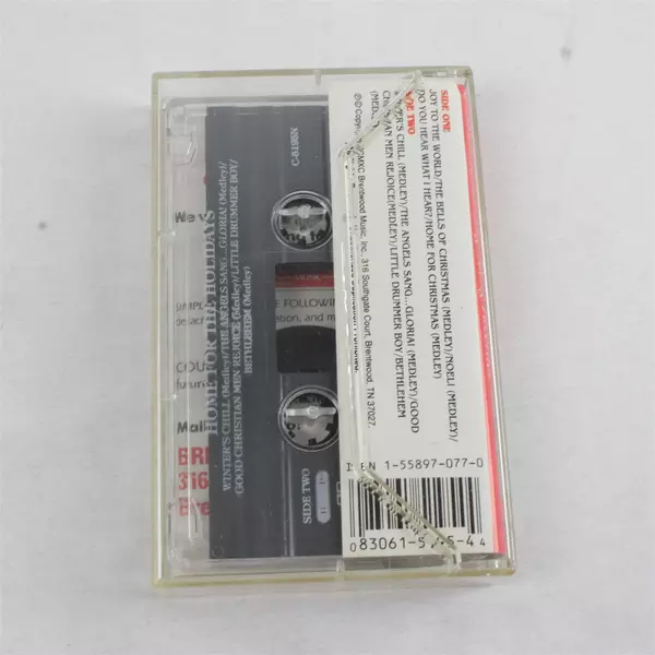 Home for the Holidays : 22 Christmas Sing-along Favorites Cassette