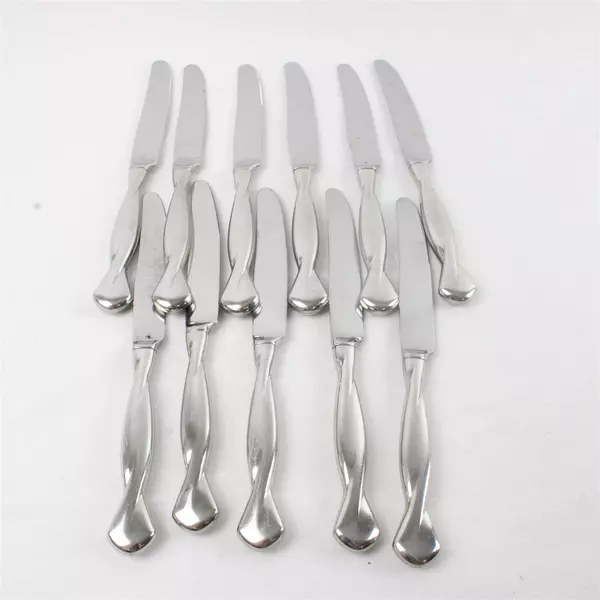 Set of 11 Oneida Torsade New French Hollow Stainless Steel Knives