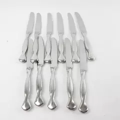 Set of 11 Oneida Torsade New French Hollow Stainless Steel Knives