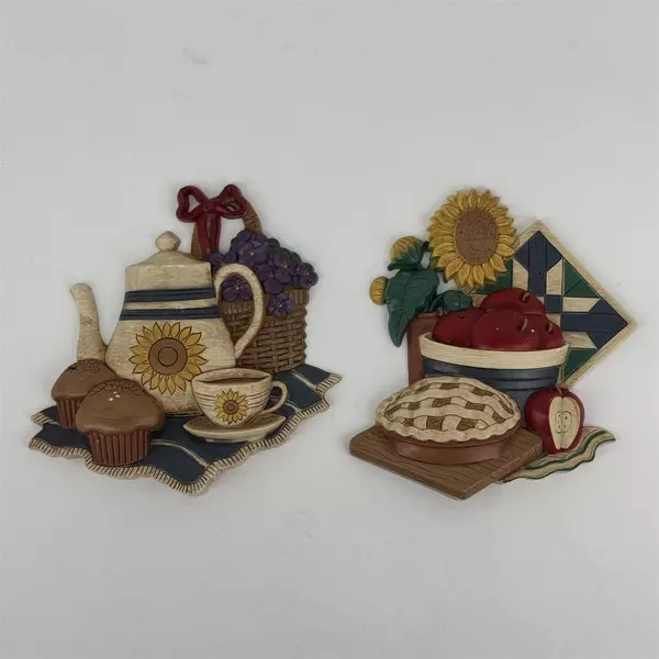 2 Pc 1997 Home Interiors Wall Decor Hang Plaques Apple Pie Teapot