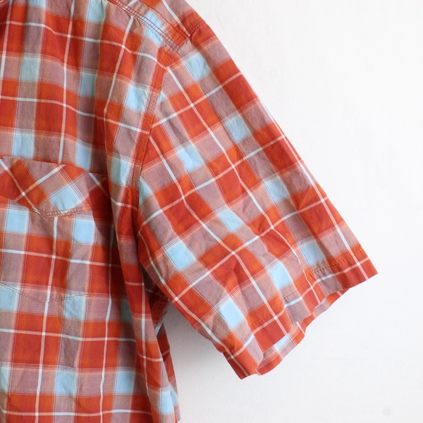 Quiksilver Orange and Blue Short-Sleeve Button-Up Men's Size Large