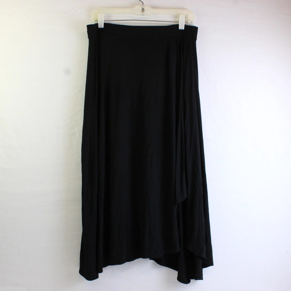 Chico's Solid Black Midi Skirt Women's Size 1