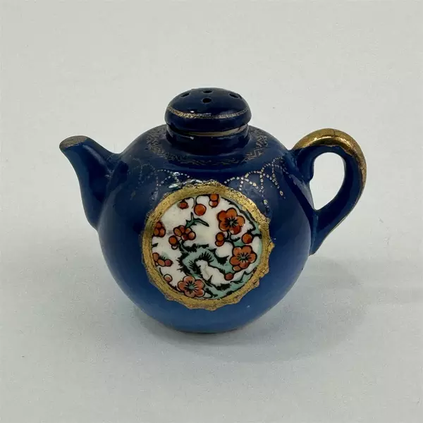 Vintage Hand Painted Blue Floral Teapot Salt or Pepper Shaker Japan