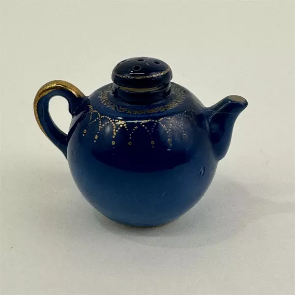 Vintage Hand Painted Blue Floral Teapot Salt or Pepper Shaker Japan
