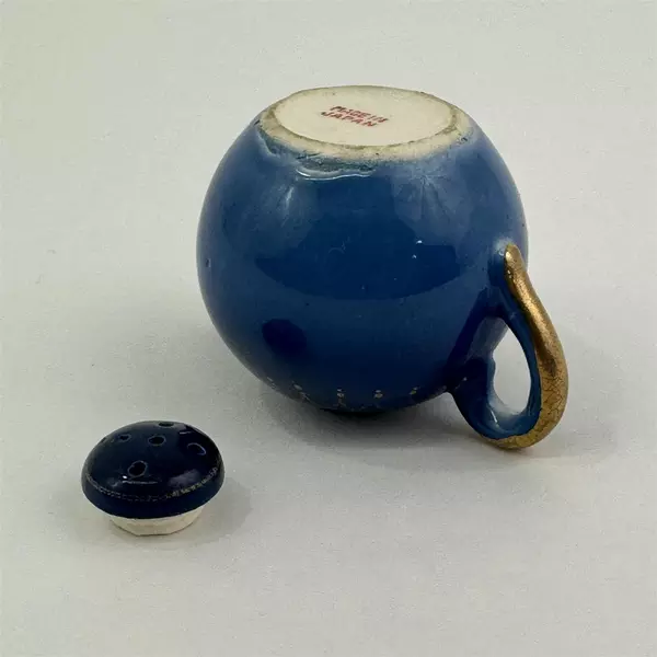Vintage Hand Painted Blue Floral Teapot Salt or Pepper Shaker Japan