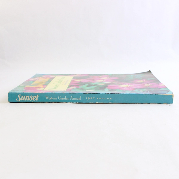 Sunset Magazine's Sunset Western Garden Annual 1997 Edition Paperback