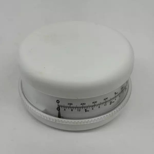 Vintage Round White Plastic Kitchen Food Scale 4 lb / 2 kg