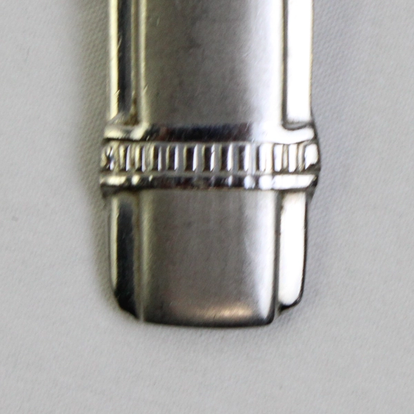 A Set of 4 Reed & Barton 18/8 Stainless Durham-Matte Oval Soup Spoons 7 Inches