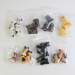 Unbranded Lot of 25 Vinyl Puppies and Kitty Finger Puppets Kids Toys