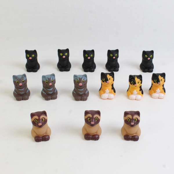 Unbranded Lot of 25 Vinyl Puppies and Kitty Finger Puppets Kids Toys