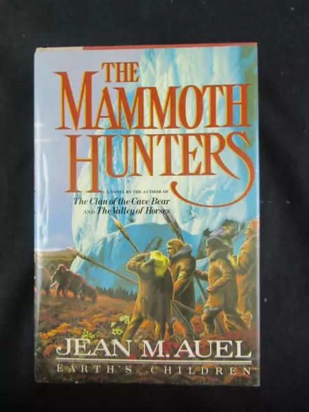 Vintage The Mammoth Hunters Jean M. Auel HC DJ Crown Publishers 1985
