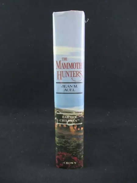 Vintage The Mammoth Hunters Jean M. Auel HC DJ Crown Publishers 1985