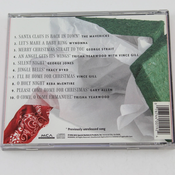 A Country Christmas 1996 MCA Music CD - Pre-Owned Holiday Favorites