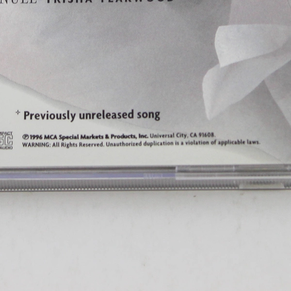 A Country Christmas 1996 MCA Music CD - Pre-Owned Holiday Favorites