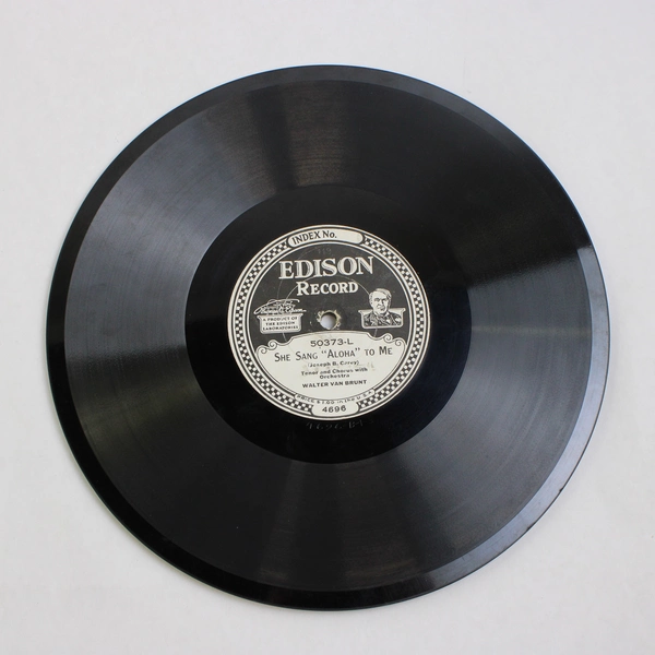 She Sang Aloha to Me, Van Brunt Vtg Edison 78 RPM Record No. 50373-L 